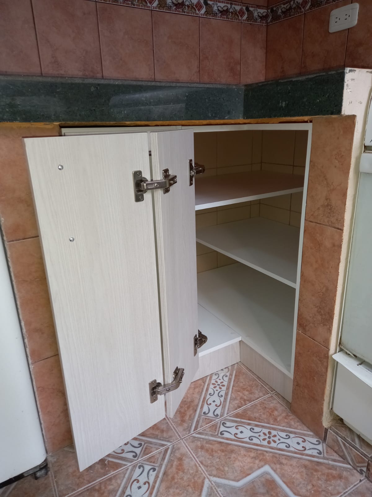 Cocinas . MUEBLES MODULARES QUITO MUEBLES FLORES